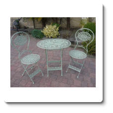 Tea for Two Table and Chair Set Green Table H74 x W71 Chairs H102 x W41 CM
